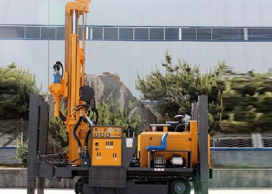 St 180 Meters Rubber Or Steel Crawler Pneumatic Drilling Rig For Water Well Borehole