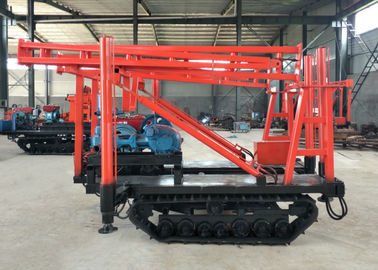 Installation de perceuse montée sur des rails rouge, machine XY-1A de perceuse de chenille pour le puits d'eau