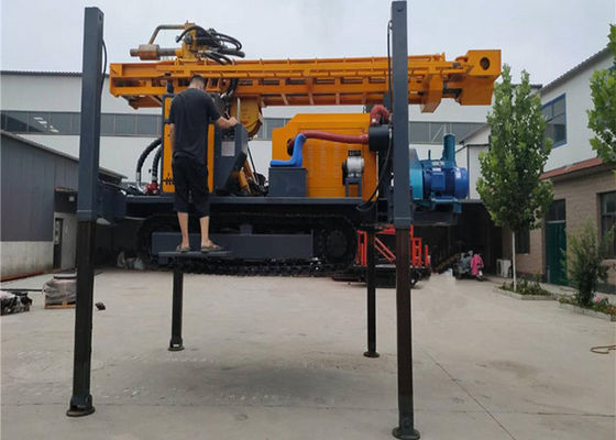 Machine lourde pour le forage de puits d'eau avec pompe à boue / compresseur d'air