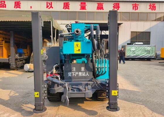 Équipement de forage de forage de forage d'eau pneumatique de terre de 260 mètres avec un couple important