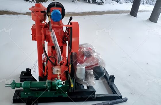 Équipement hydraulique de forage de petits puits ST 50 roues montées en option