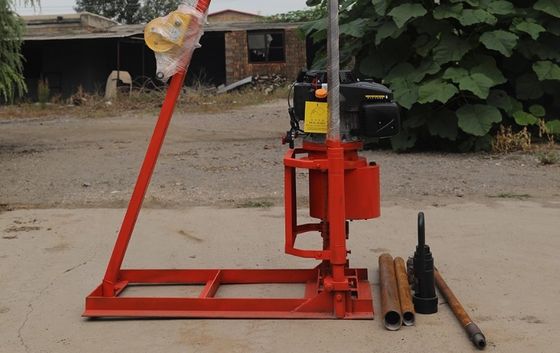 Forage de roche de moteur à essence 30m Rig Machine de dénoyautage
