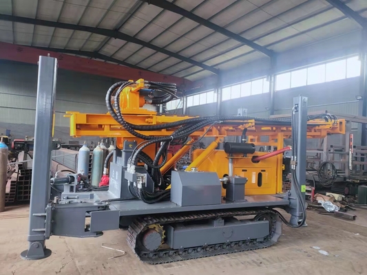 Perceuse montée par chenille pneumatique à grande vitesse Rig Machine St 180 pour le perçage de forage de puits d'eau