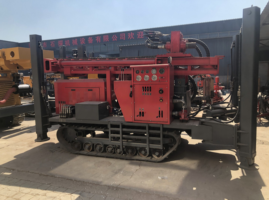 Perceuse montée par chenille en caoutchouc Rig St 200 grand pour les travaux de forage industriels