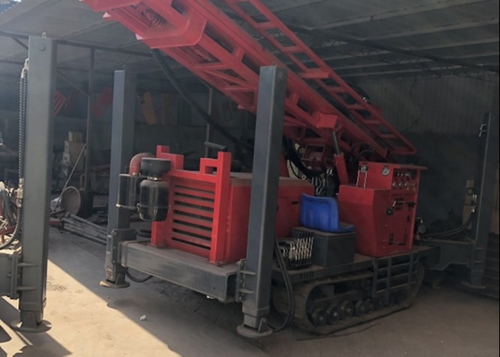 Plate-forme de forage pneumatique de forage profond 200 mètres avec le compresseur d'air de Kaishan et la pompe de boue